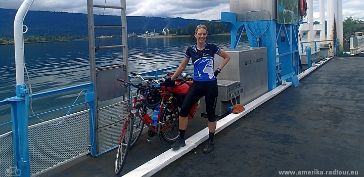 Cycling from Castle Rock to Astoria. Pacific coast Vancouver - San Francisco on a bicycle
