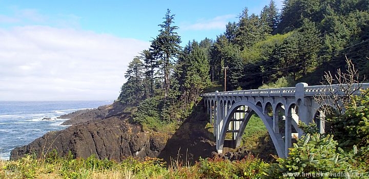 Mit dem Fahrrad auf dem Oregon Coast Highway nach Süden.