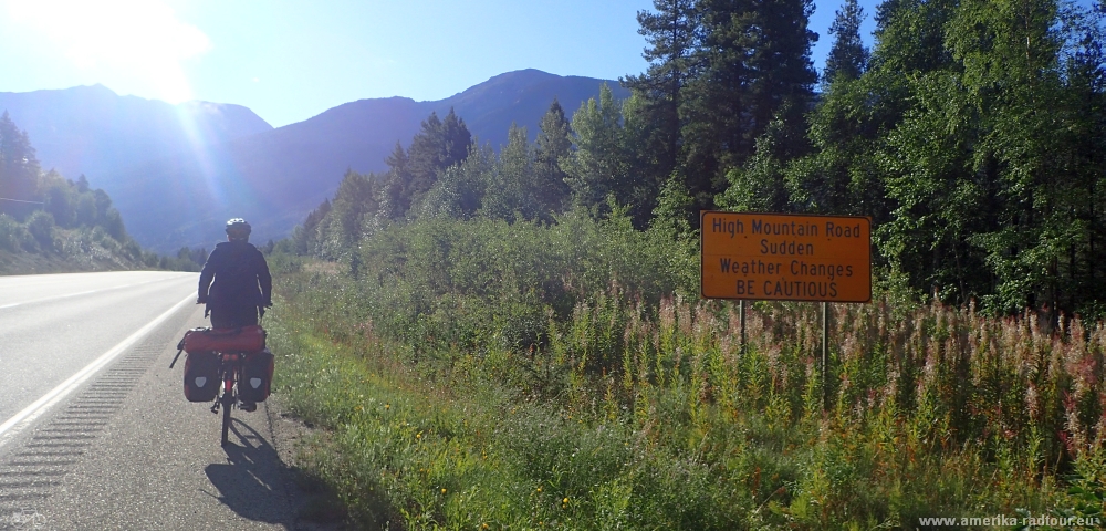 Mit dem Fahrrad von Tete Jaune Cache nach Jasper. Radtour über den Yellowhead Highway.