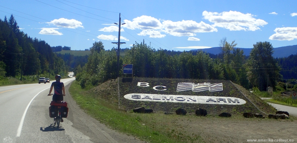 Cycling from Revelstoke to Salmon Arm. Trans Canada Highway by bicycle. 