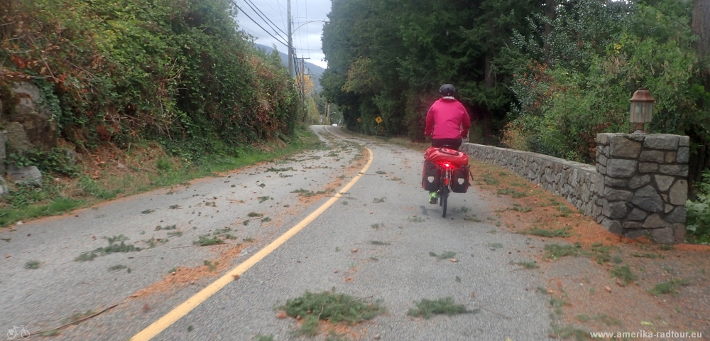 Mit dem Fahrrad von Squamish nach Vancouver. Radtour über den Sea to Sky Highway / Highway99.