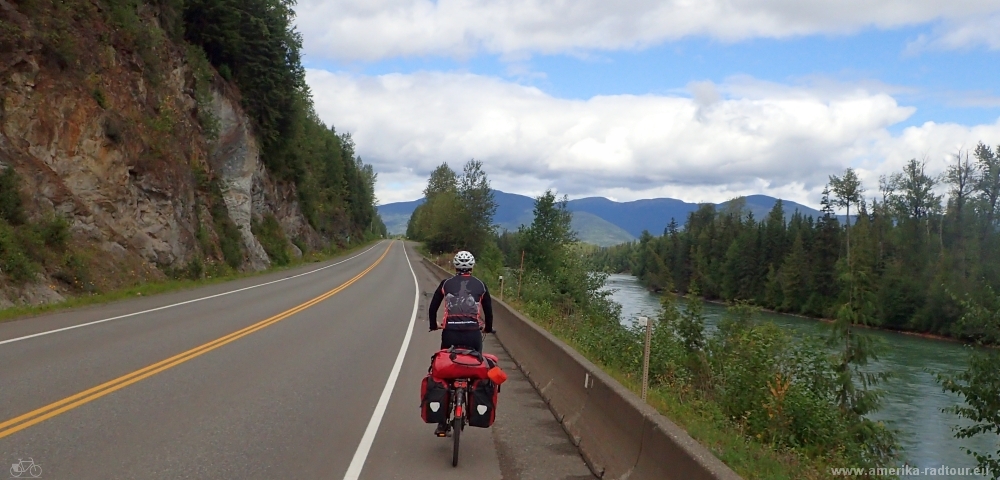 Mit dem Fahrrad von Smithers nach Whitehorse. Radtour über den Yellowhead Highway und Cassiar Highway. Etappe Smithers - New Hazelton. 