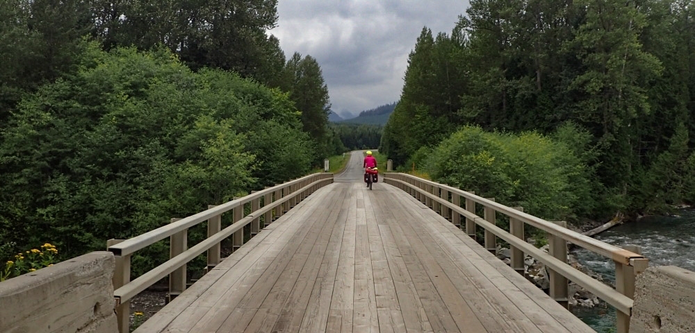 Mit dem Fahrrad von Smithers nach Whitehorse. Radtour über den Yellowhead Highway und Cassiar Highway. Etappe New Hazelton - Terrace. Kitwanga Junction. 