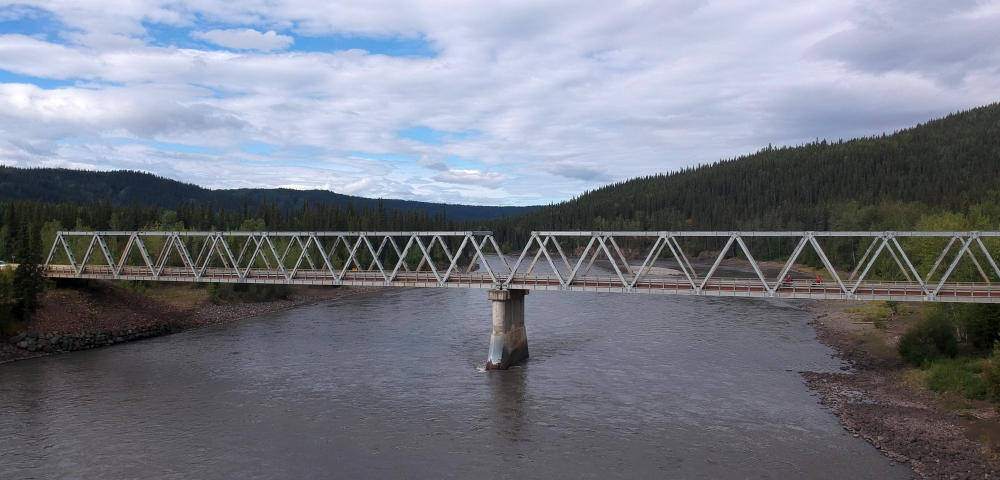 Radtour über den Cassiar Highway: Mit dem Fahrrad von der Red Goat Lodge nach Dease Lake. 