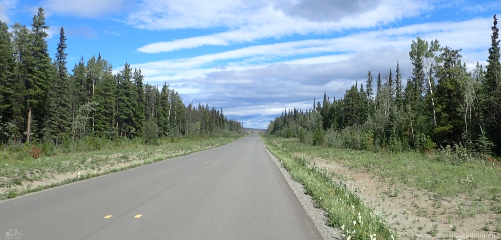 Mit dem Fahrrad von Smithers nach Whitehorse. Radtour über den Yellowhead Highway und Cassiar Highway. Etappe Jade City - Nugget City entlang des Cassiar Highways 