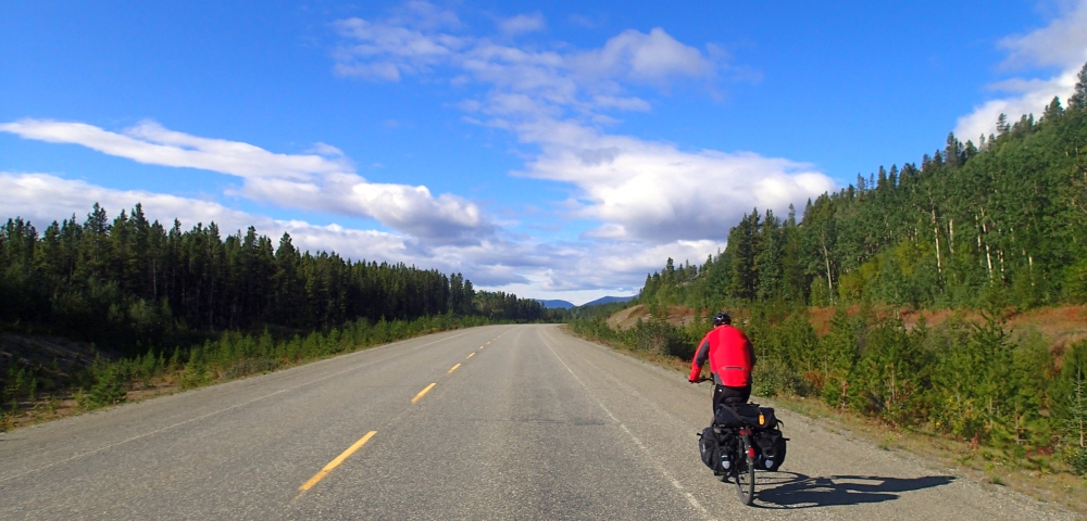 Mit dem Fahrrad von Smithers nach Whitehorse. Radtour über den Yellowhead Highway, Cassiar Highway und Alaska Highway. Etappe Rancheria - Morley Lake entlang des Alaska Highways  