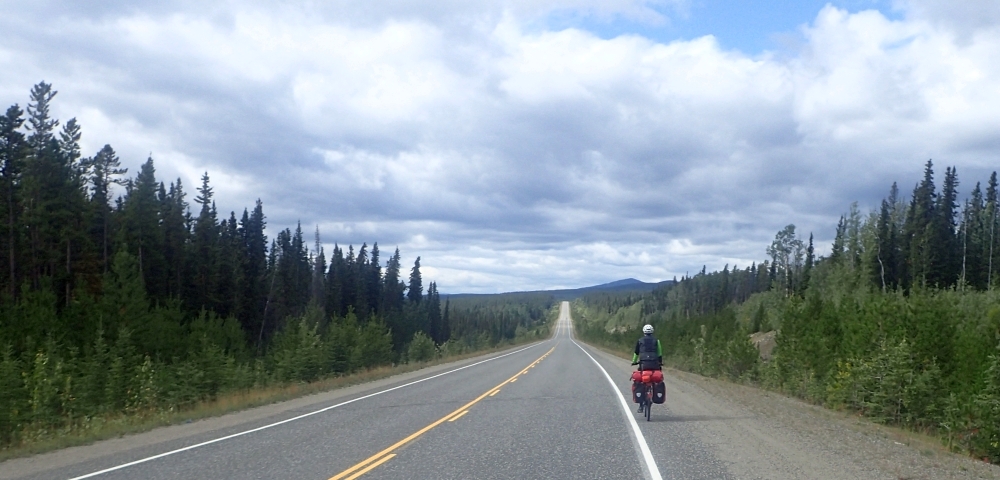 Mit dem Fahrrad von Smithers nach Whitehorse. Radtour über den Yellowhead Highway, Cassiar Highway und Alaska Highway. Etappe Rancheria - Morley Lake entlang des Alaska Highways  