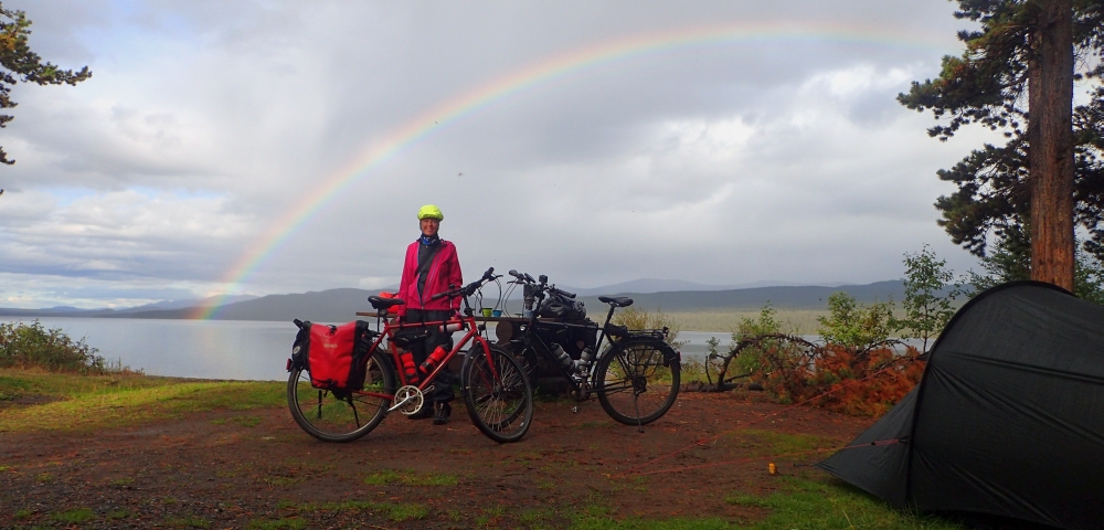 Mit dem Fahrrad von Smithers nach Whitehorse. Radtour über den Yellowhead Highway, Cassiar Highway und Alaska Highway. Etappe Rancheria - Morley Lake entlang des Alaska Highways  