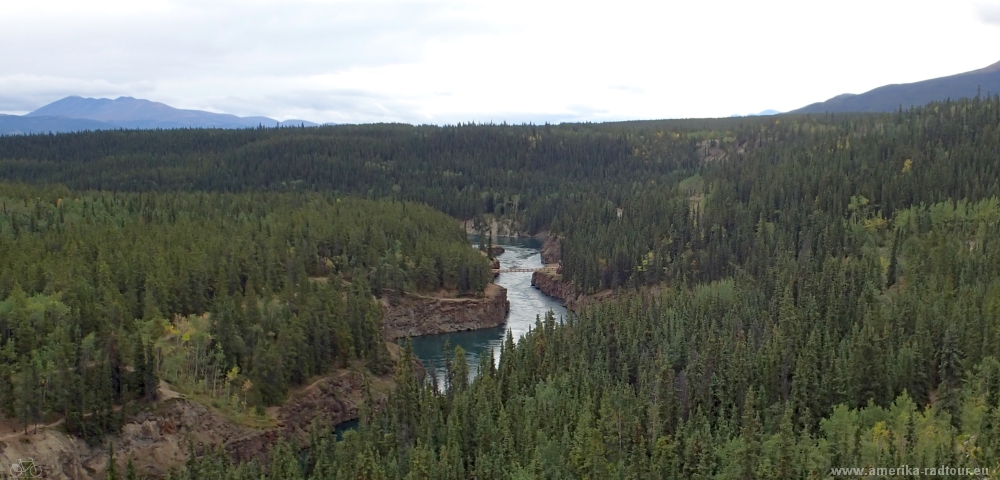 Mit dem Fahrrad über den Alaska Highway. Etappe Tagish - Carcross.  