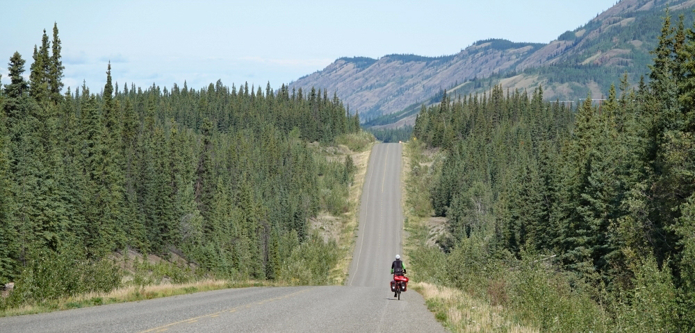 Mit dem Fahrrad über den Klondike Highway nach Dawson City. Etappe Whitehorse - Fox Lake.  