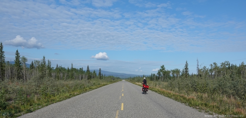 Cycling Klondike Highway northbound. 