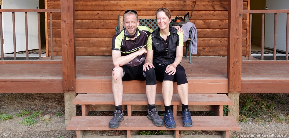 Mit dem Fahrrad von Whitehorse über Dawson City nach Anchorage, Top of the world Highway. Camping at Rest Area km88.  