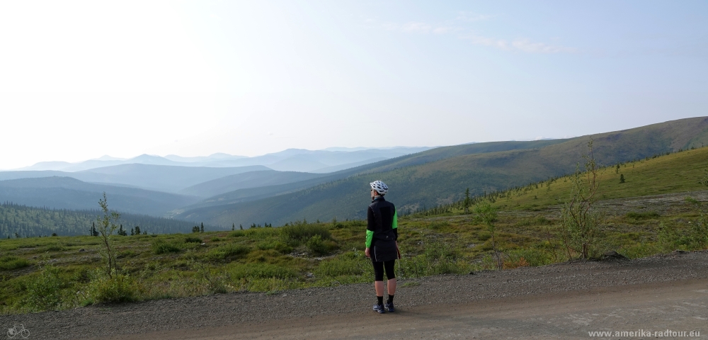 Mit dem Fahrrad von Whitehorse über Dawson City nach Anchorage, Top of the world Highway.  