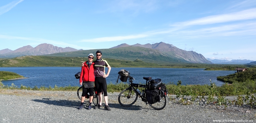 Mit dem Fahrrad über den Denali Highway.   