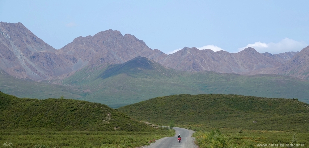 Mit dem Fahrrad über den Denali Highway.  