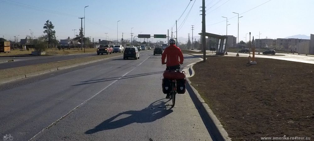 Mit dem Fahrrad von Salta nach Purmamarca.   