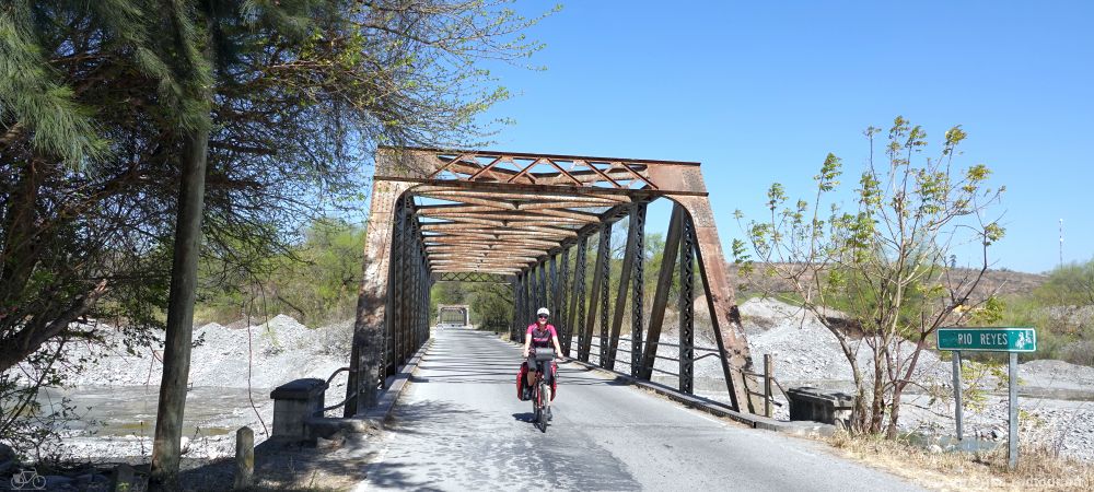 Mit dem Fahrrad von Salta nach Purmamarca.   