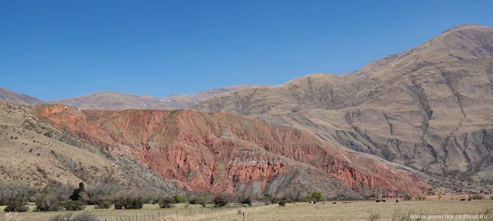 Ciclismo argentina: de Salta a Purmamarca. 