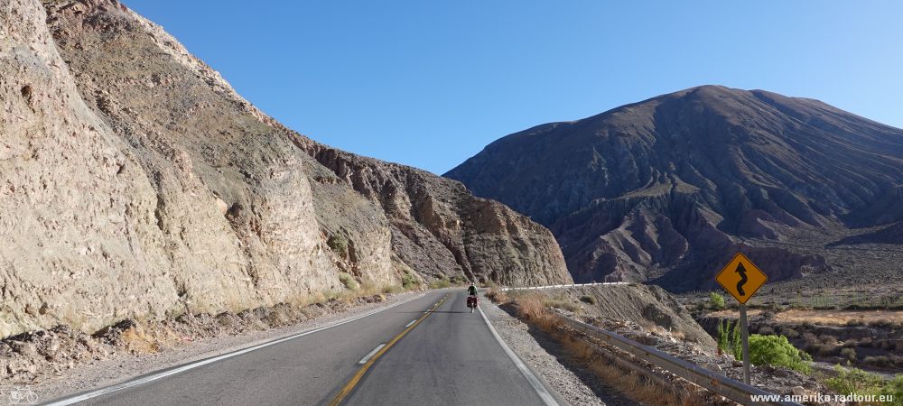 Purmamarca and Cuesta de Lipan by bicycle.   