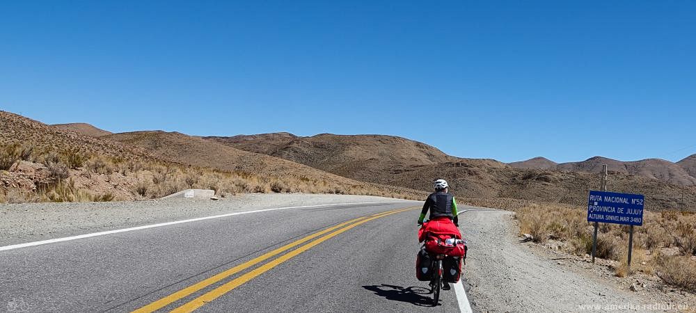 Cycling from Salinas Grandes to Susques following Ruta 52.  