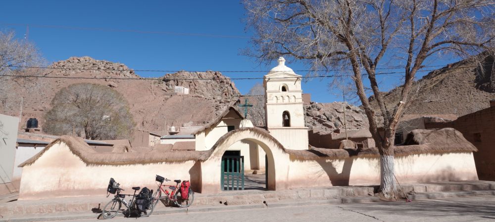 Mit dem Fahrrad über den nördlichen Teil der Ruta 40 von Susques über Huancar nach Pastos Chicos.  