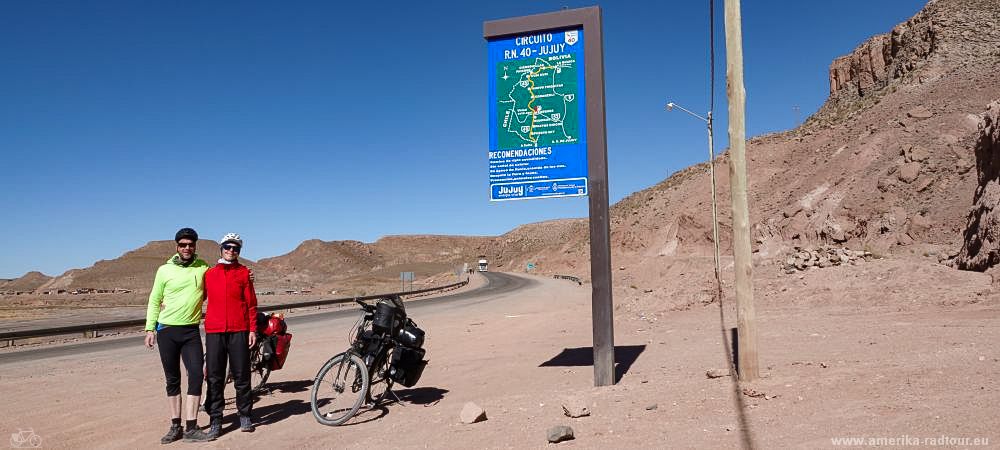 Mit dem Fahrrad über den nördlichen Teil der Ruta 40 von Susques über Huancar nach Pastos Chicos.    