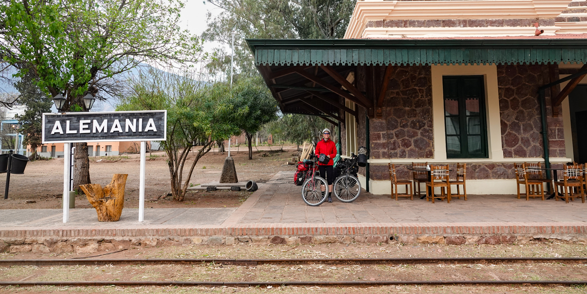 Mit dem Fahrrad über die Ruta 68 von Cafayate nach Norden.   